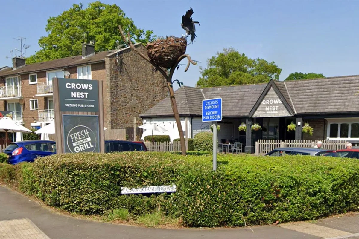 102-Year-Old Man Dies After Alleged Assault at South Wales Pub