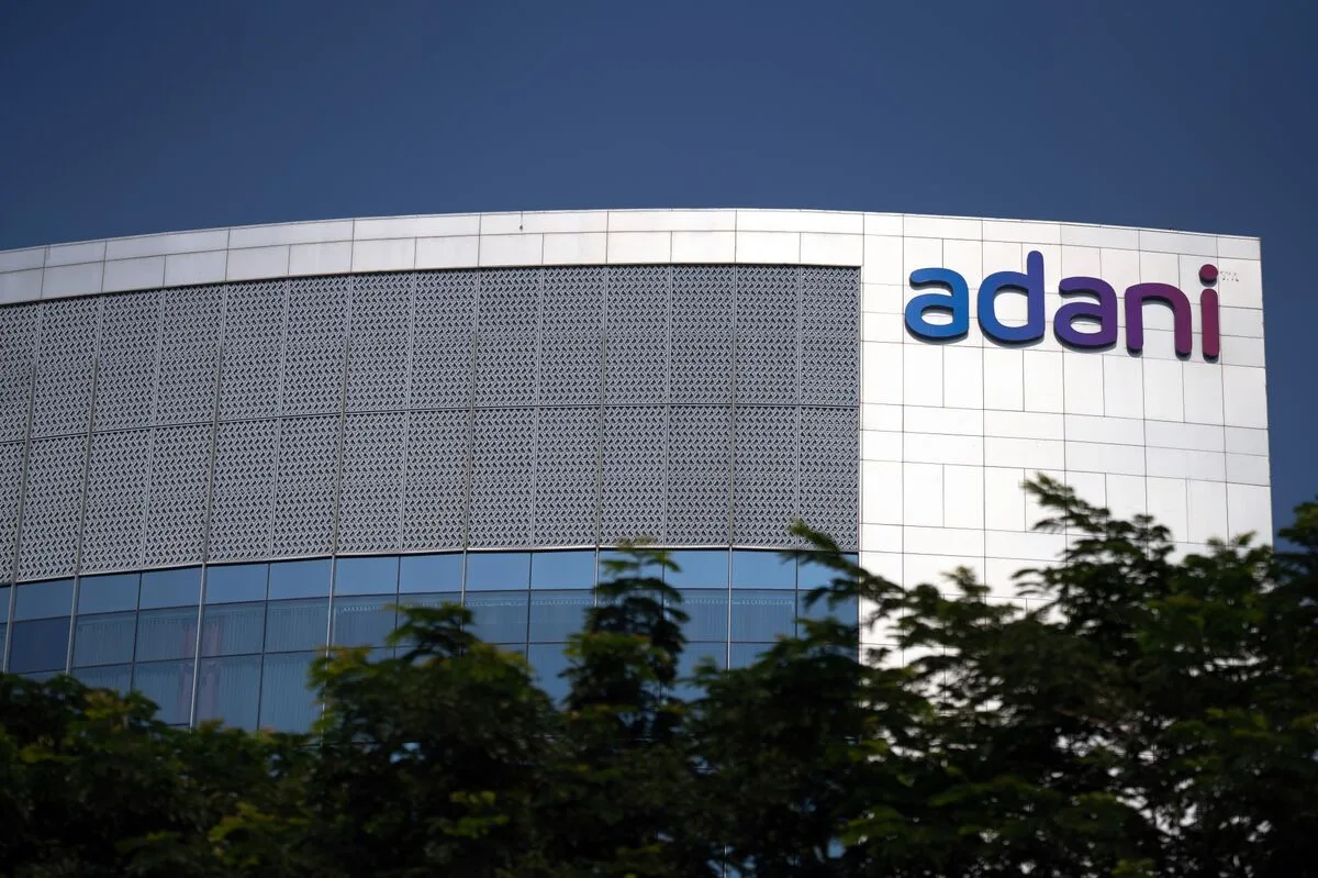 Adani Energy Unit Secures $500 Million Debt from Apollo Funds