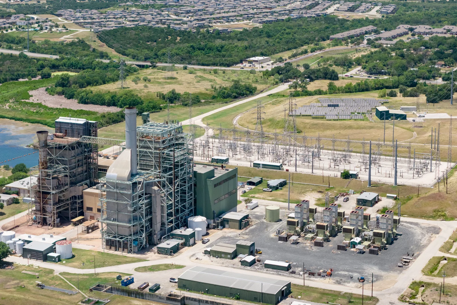 AI Data Center Expansion Spurs Political Debate and Economic Shifts