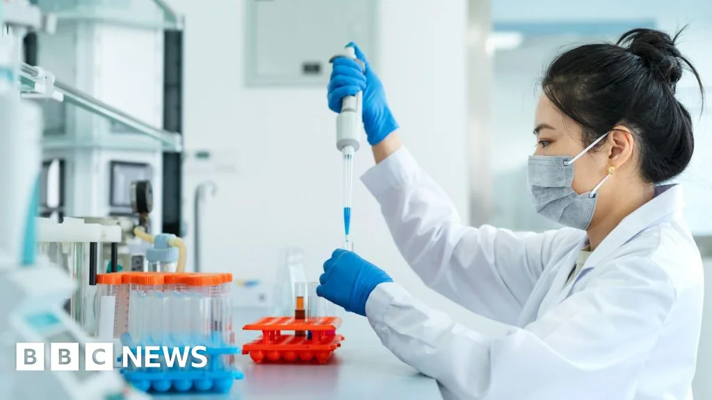 AI-Designed Vaccine Tested by Cambridge Scientists in Reported World-First