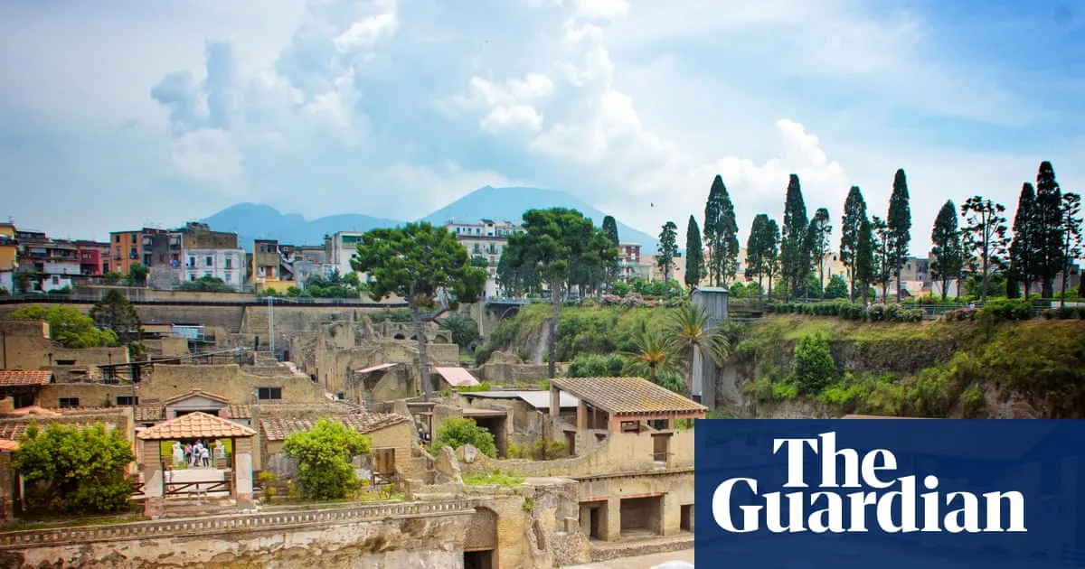 AI Used to Virtually Unwrap and Read Ancient Scrolls Burned by Vesuvius
