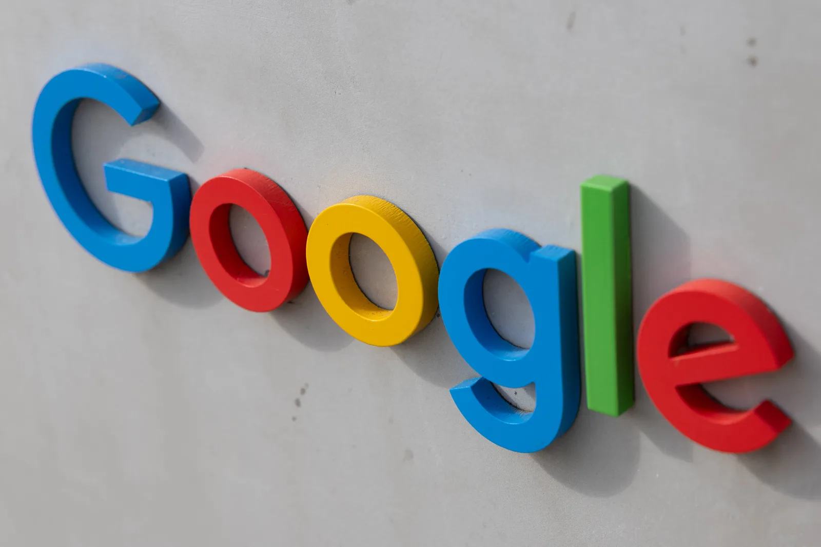 Alphabet to Replace Verizon in Dow Jones Industrial Average