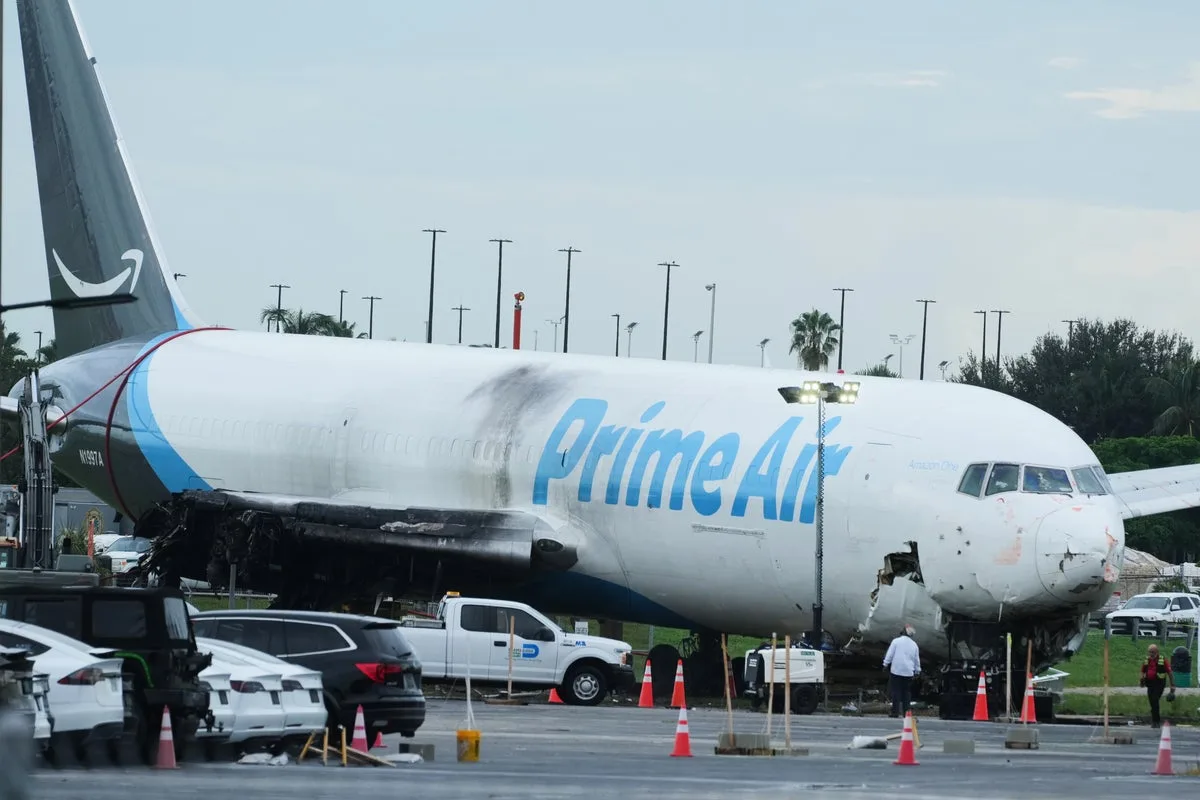 Amazon Suspends 21 Air Partnership After Fatal Miami Runway Incident