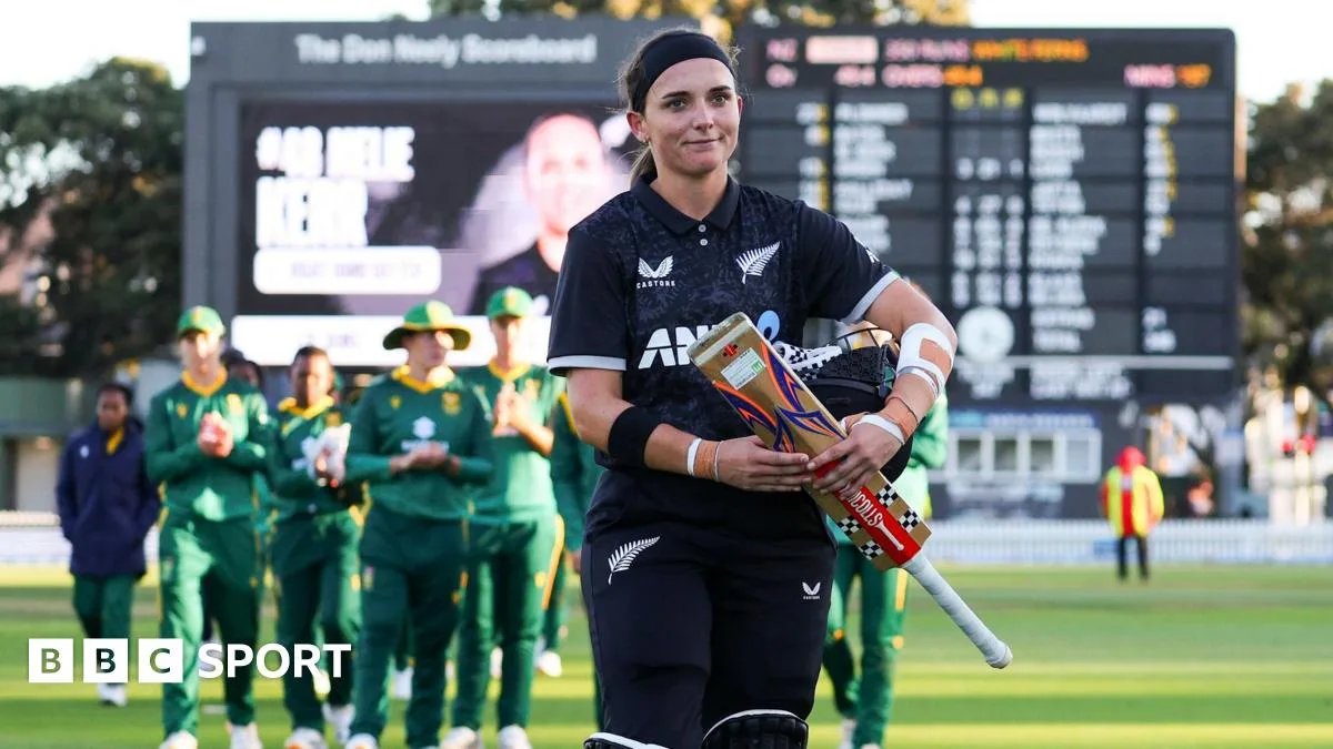 Amelia Kerr Scores 179* as New Zealand Sets Women's ODI Run Chase Record