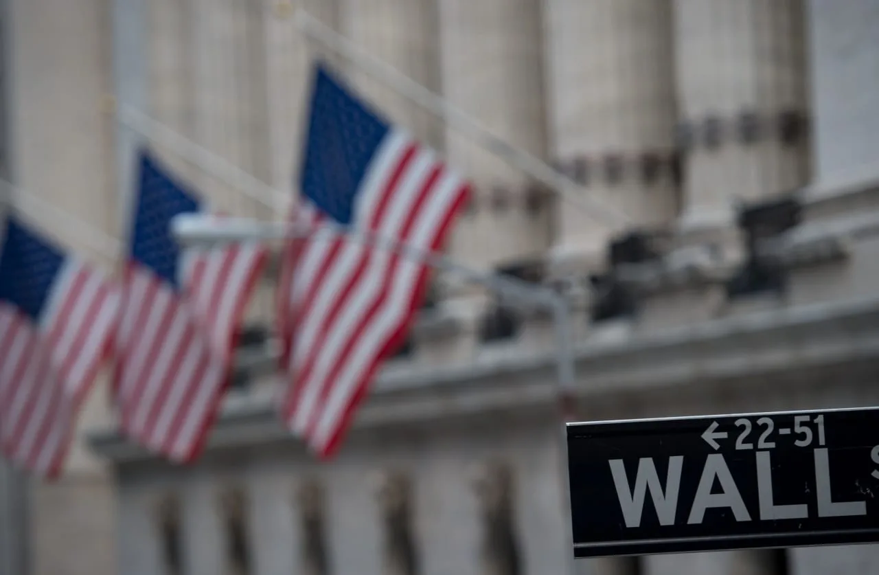 Analysts Assess Market Impact of Potential 25 Basis-Point Fed Rate Hike
