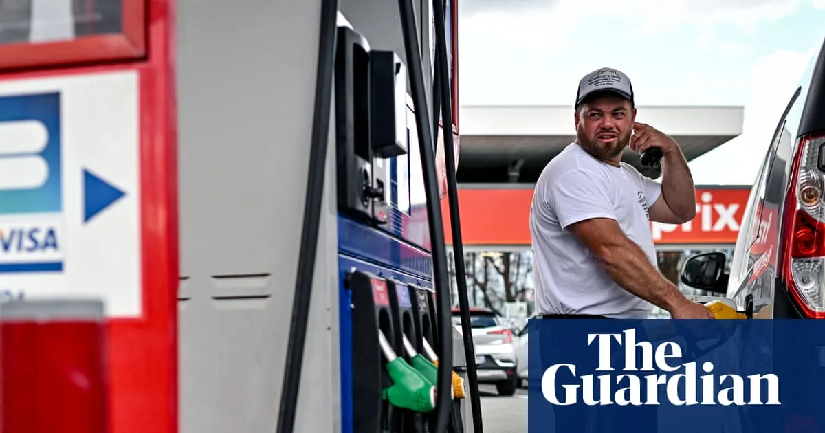 Analysts Warn European Drivers Face €220 Annual Fuel Cost Rise Amid Iran Conflict