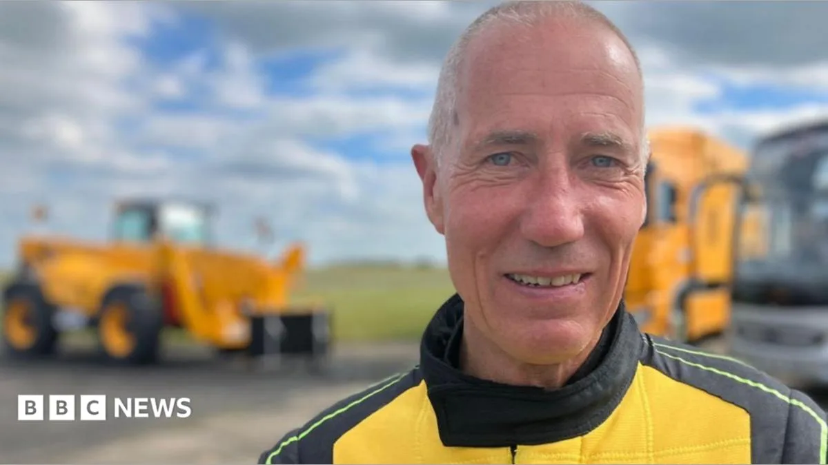 Andy Green Sets Land Speed Record in Hydrogen-Powered Car at 406 mph