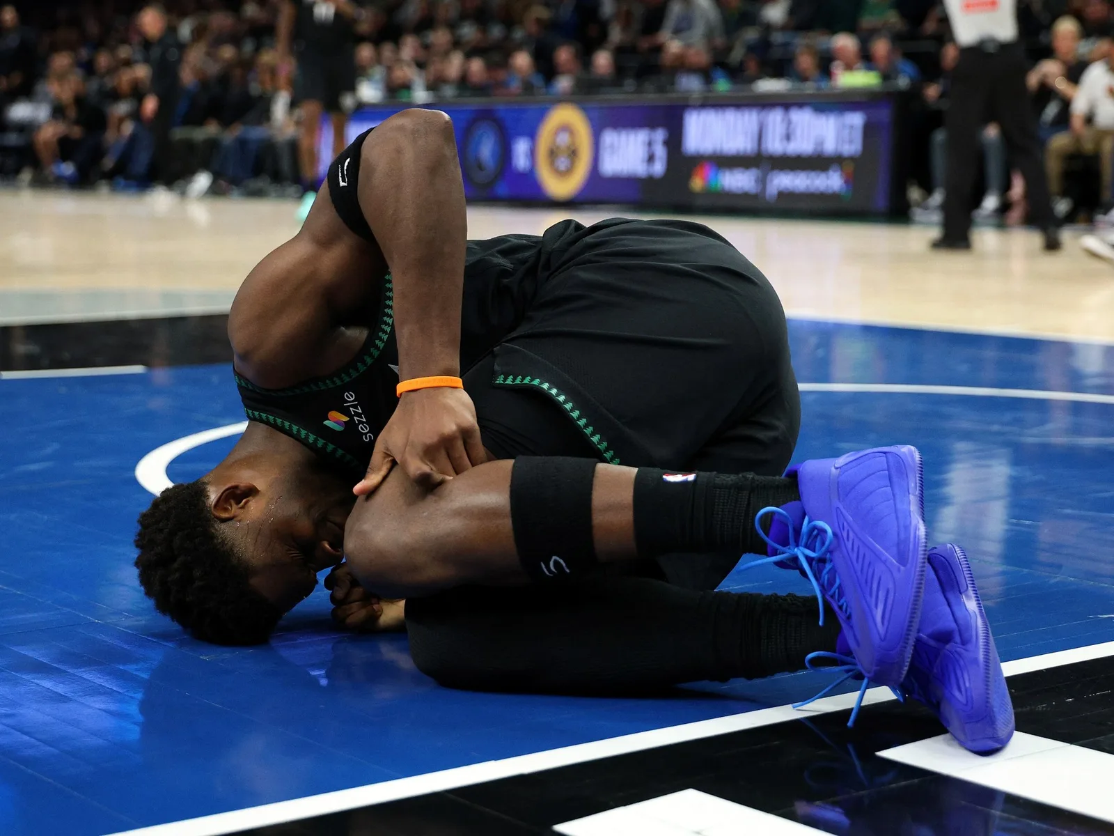 Anthony Edwards and Donte DiVincenzo Injured in Timberwolves’ Game 4 Win Over Nuggets