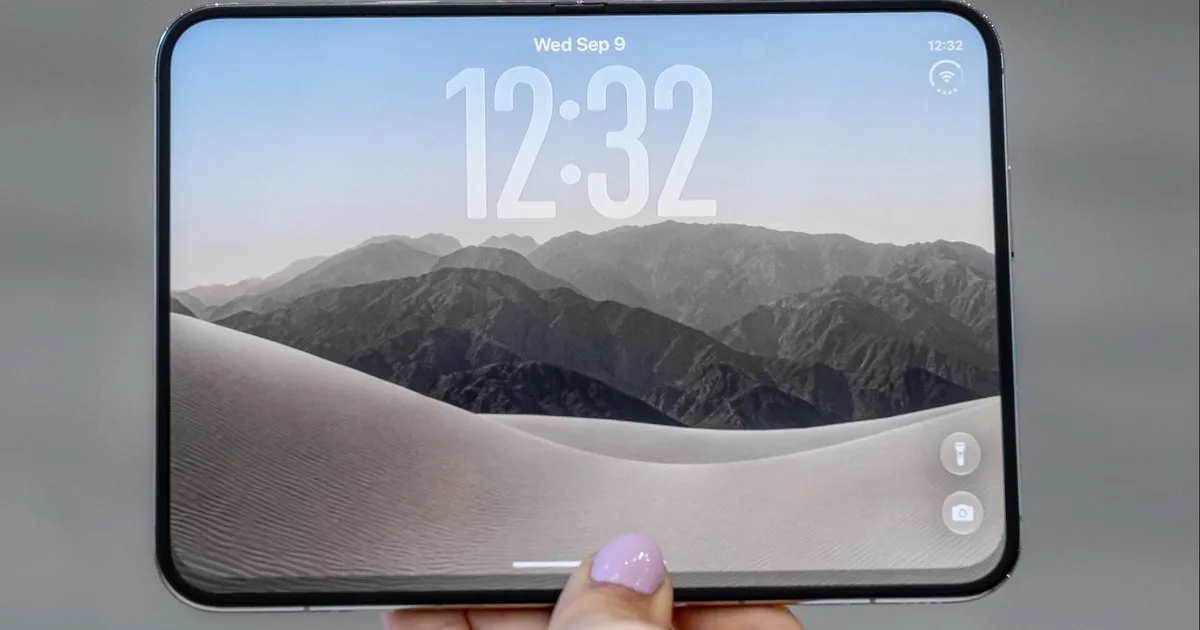 Apple Announces Foldable iPhone Duo at Launch Event