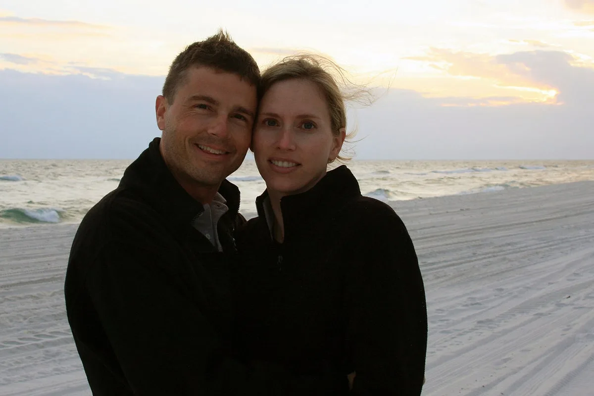 Artemis II Astronauts Complete Lunar Flyby and Observe Moon Phenomena