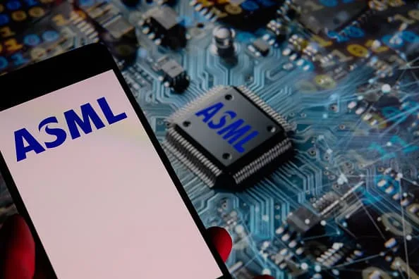 ASML Raises Sales Forecast Again Amid Increased AI Chip Demand