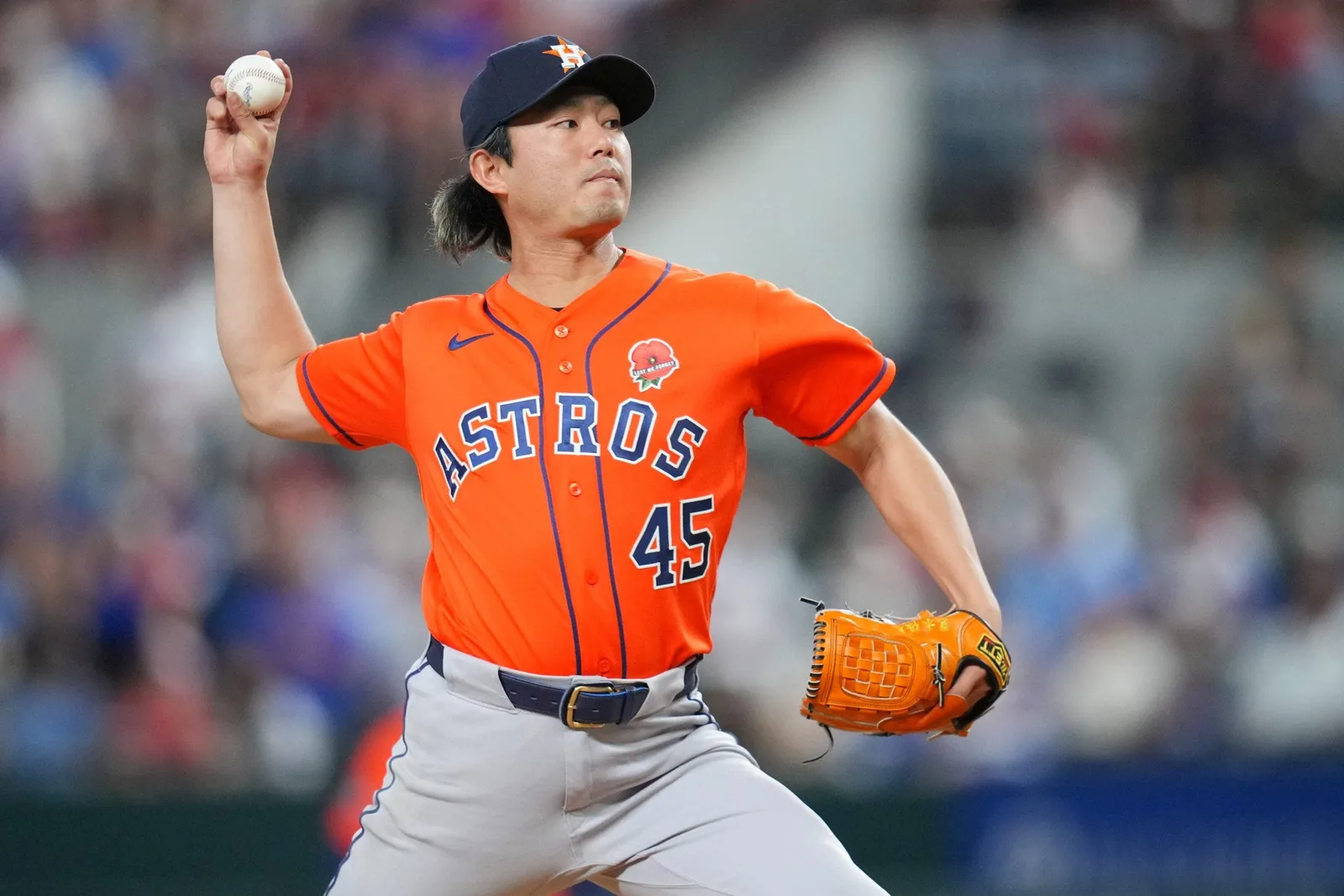 Astros Pitchers Combine for No-Hitter in 9-0 Win Over Rangers