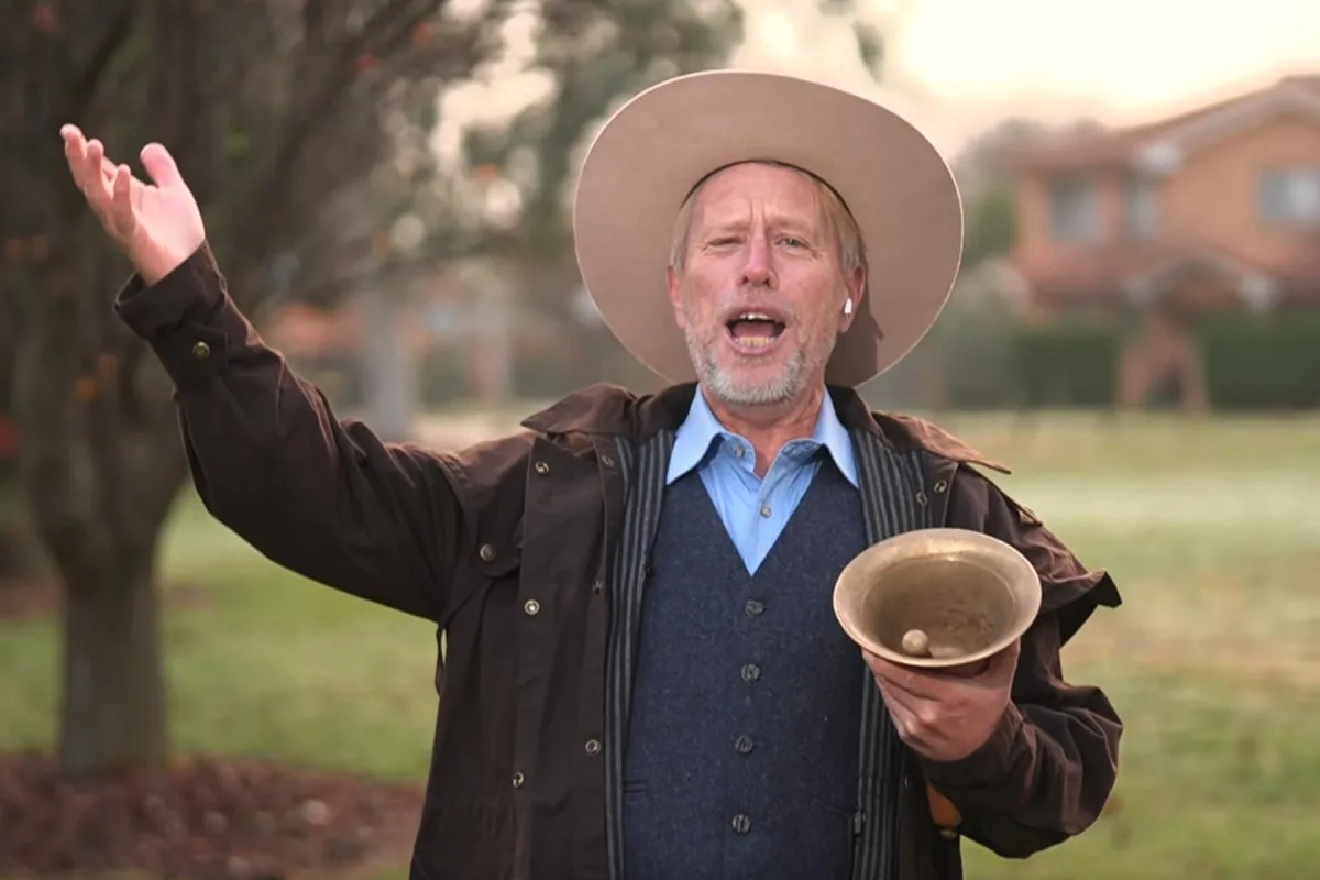Australian Town Crier Recognized as World's Loudest Person at 122.4 Decibels