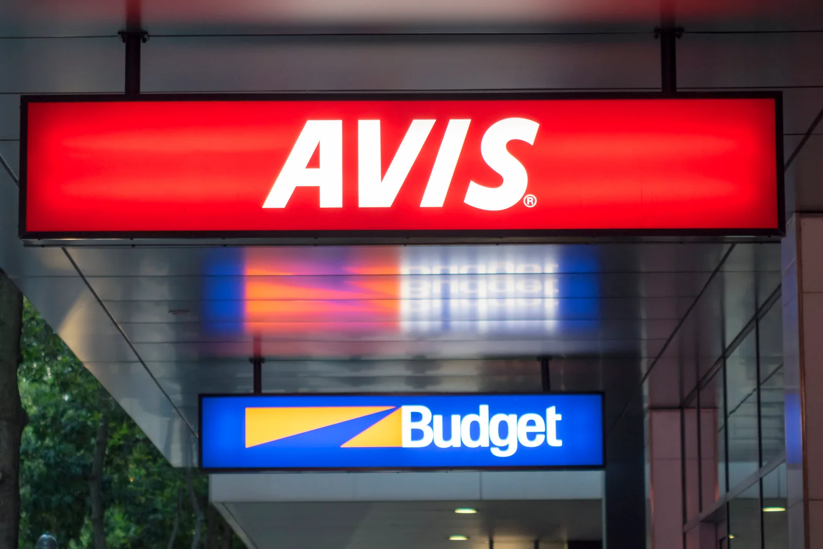 Avis Budget Group Shares Drop Over 57% After Rapid Stock Surge