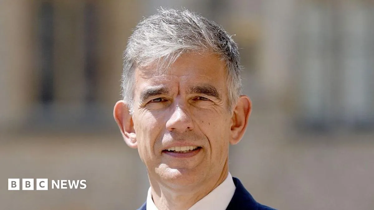 BBC Faces Leadership Change and Warnings of Accelerating Downsizing