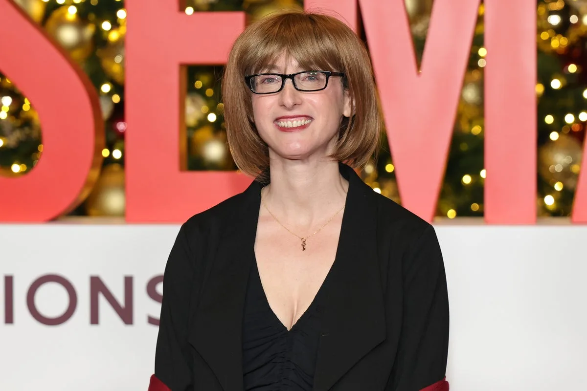 Bestselling Author Freida McFadden Reveals Real Identity as Doctor Sara Cohen