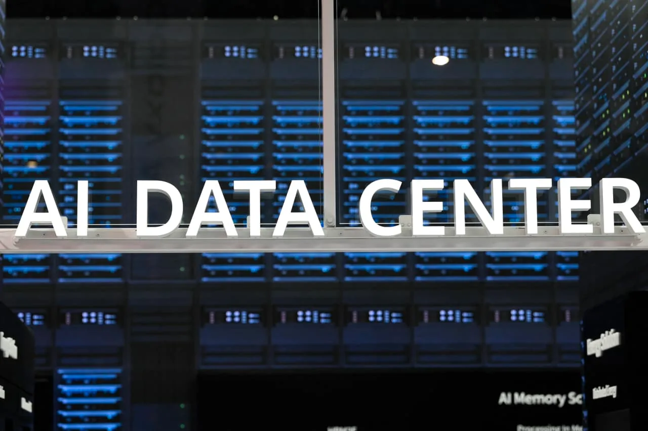 BlackRock Sells $12.3 Billion Meta Data Center Bonds Amid Strong Early Demand