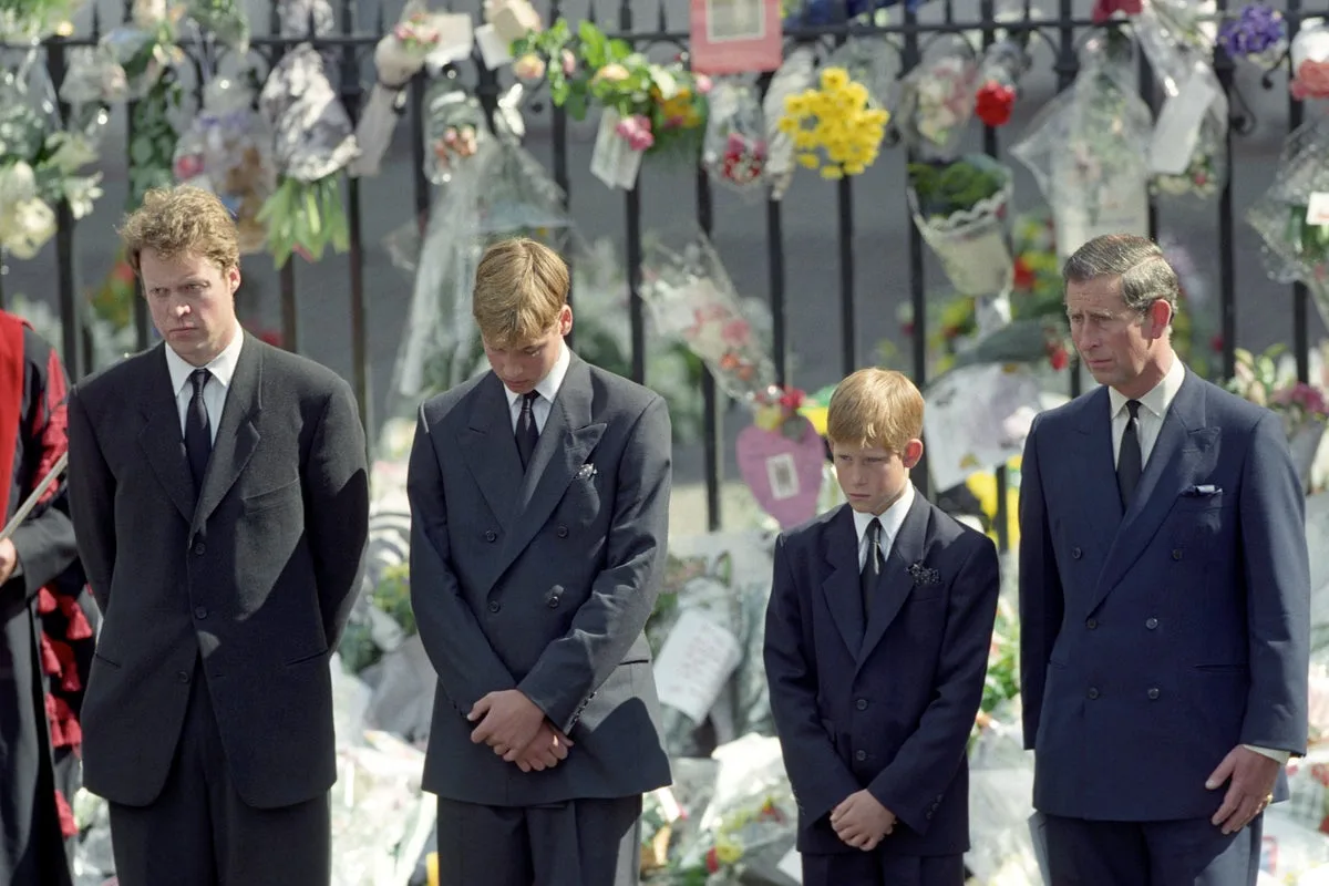Buckingham Palace Responds to Claims in Earl Spencer’s Book About Princess Diana