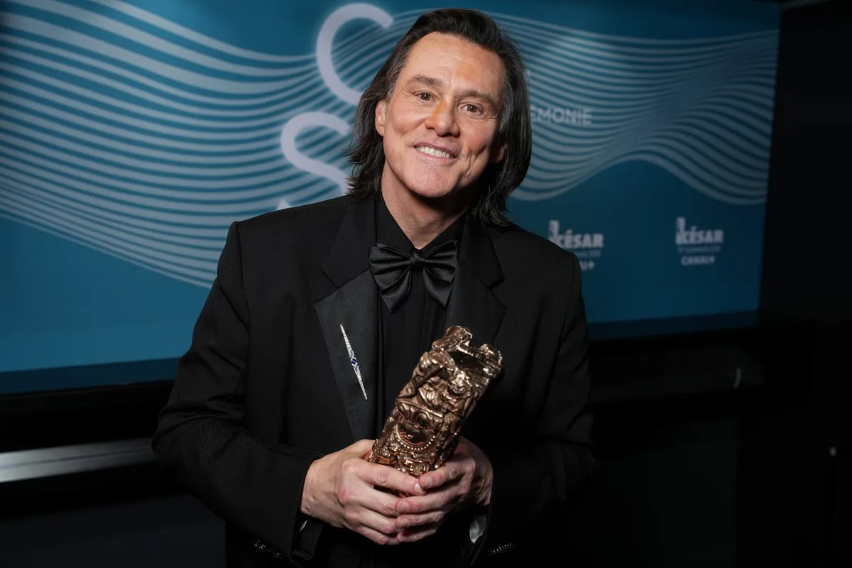 César Awards Organizer Denies Jim Carrey Clone Conspiracy Claims
