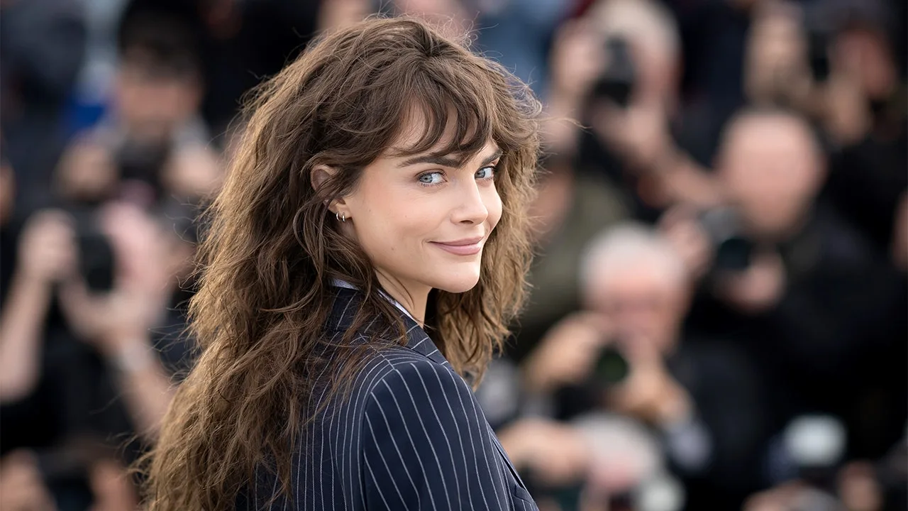Cara Delevingne Discusses Daily GHB Use and Seizures on Podcast