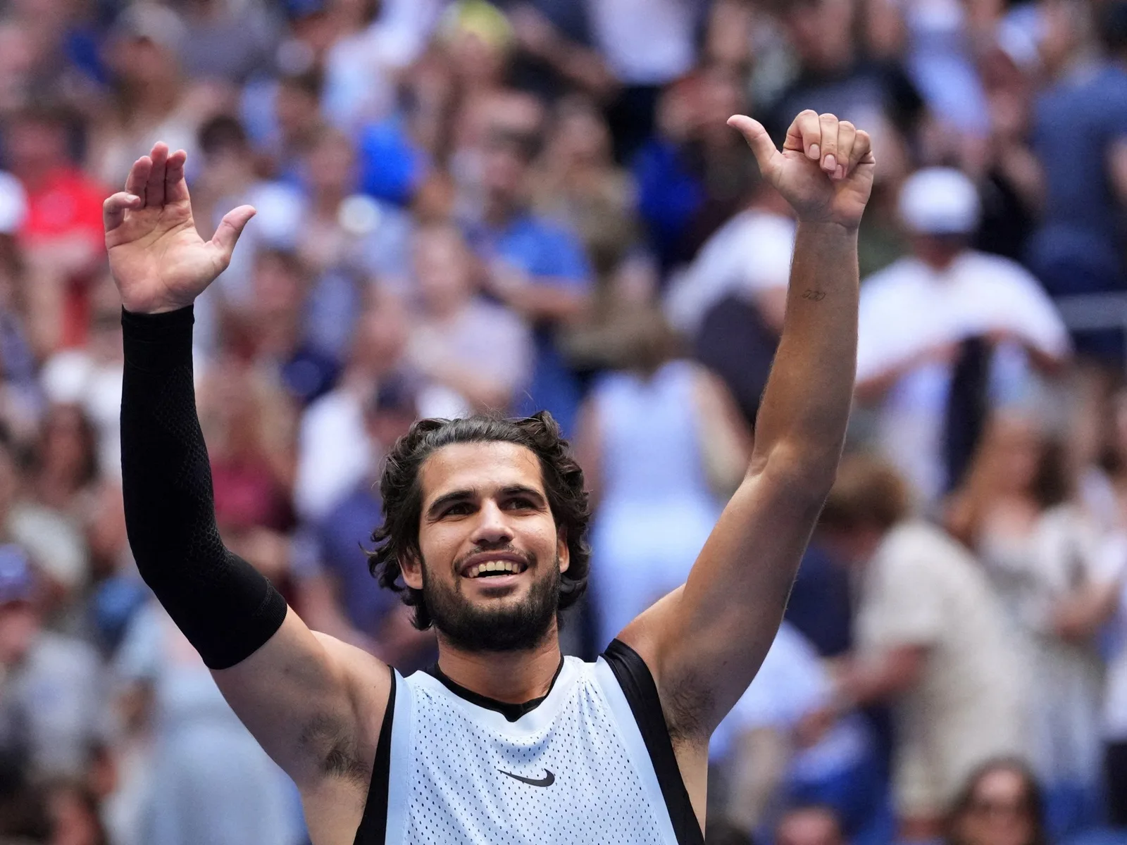 Carlos Alcaraz Defeats Tommy Paul to Reach US Open Quarterfinals