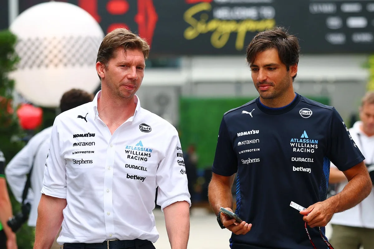 Carlos Sainz Signs Multi-Year Contract Extension With Williams F1 Team