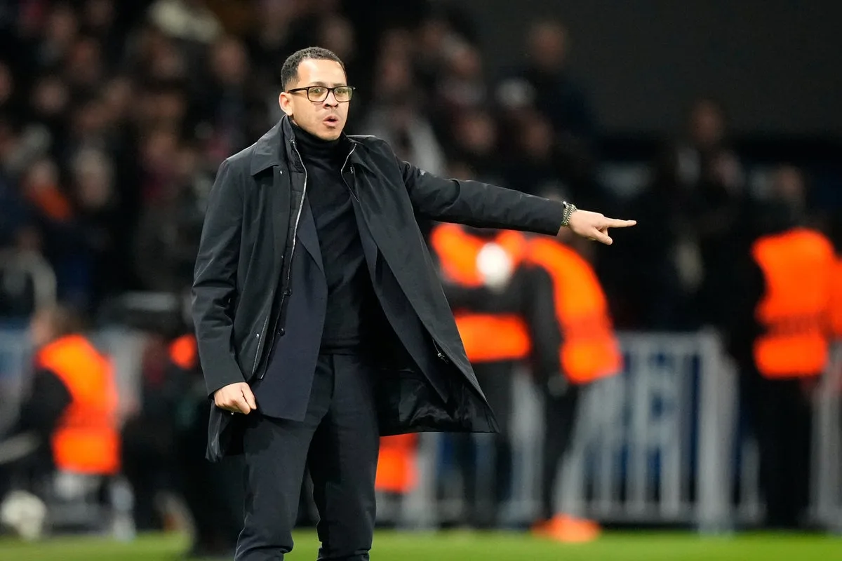 Chelsea suffer 5-2 defeat to PSG after late goals in Champions League first leg