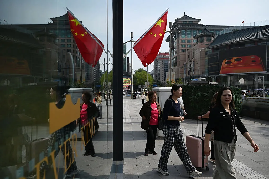 China's Economy Grows 5% in First Quarter, Surpassing Forecasts