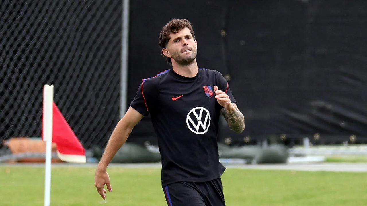 Christian Pulisic's Calf Injury Status Uncertain Before USMNT World Cup Match vs Australia