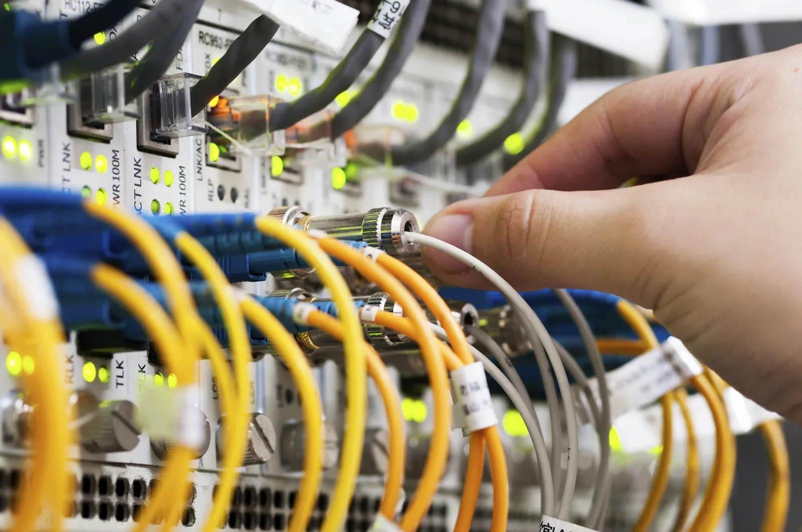 Cisco Shares Surge After Strong AI Demand and Restructuring Announcement