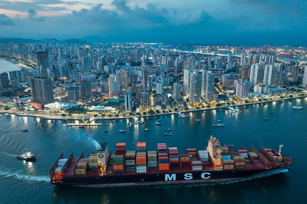 Colombia Hosts Climate Talks as Nearly 60 Nations Discuss Fossil Fuel Transition