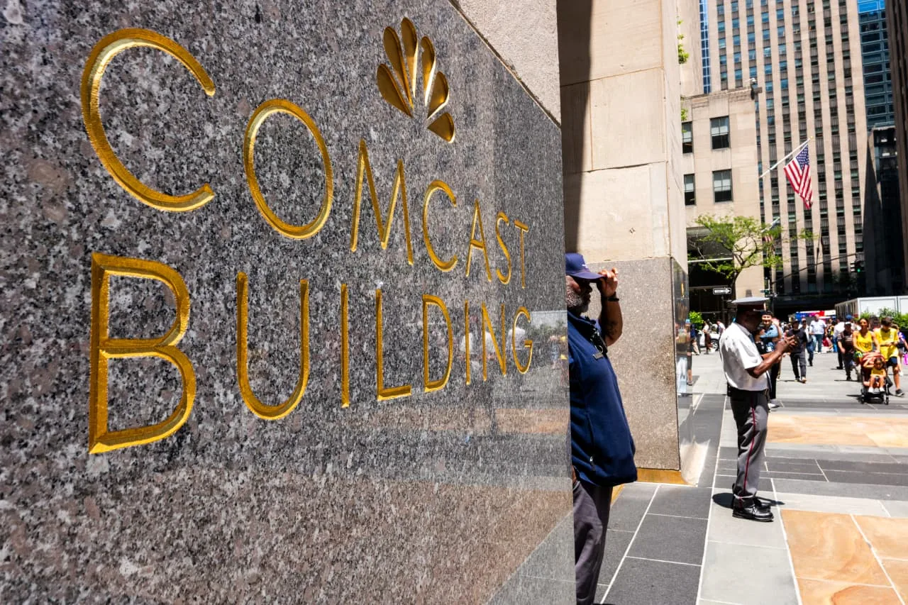 Comcast to Separate NBCUniversal and Sky Into Standalone Company