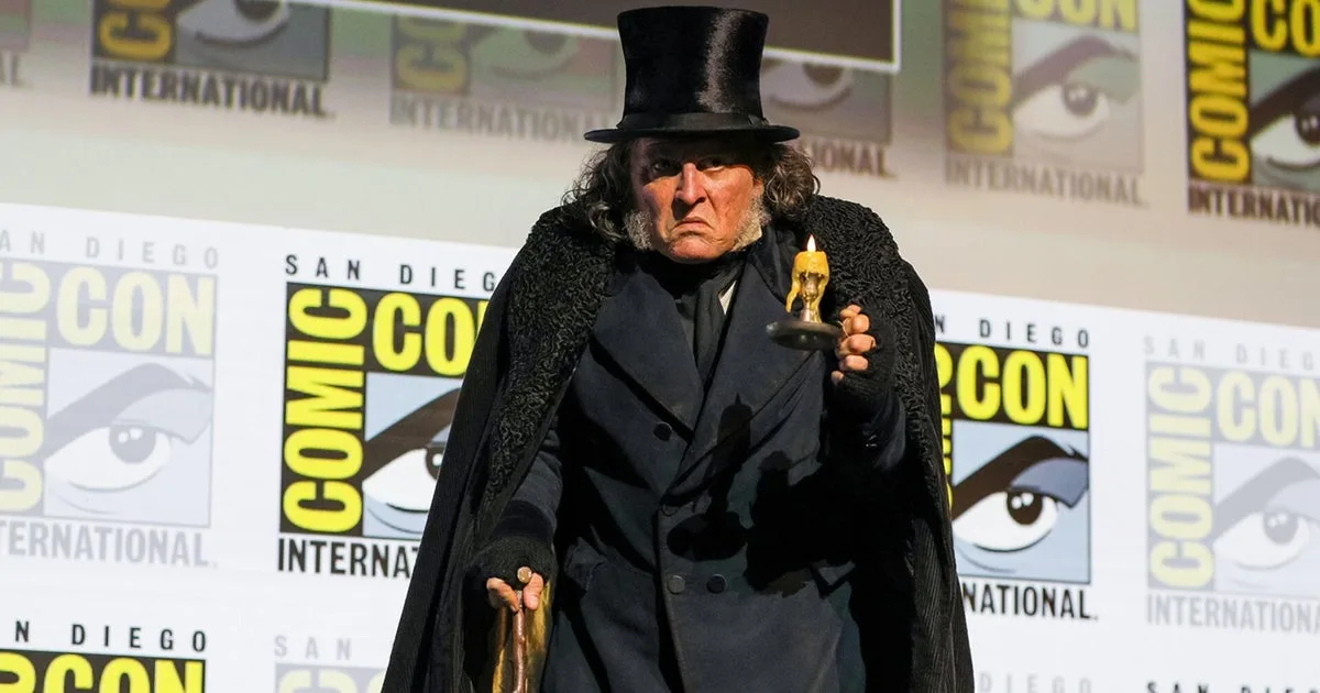 Comic-Con in San Diego Draws Crowds as Stars Make Surprise Appearances