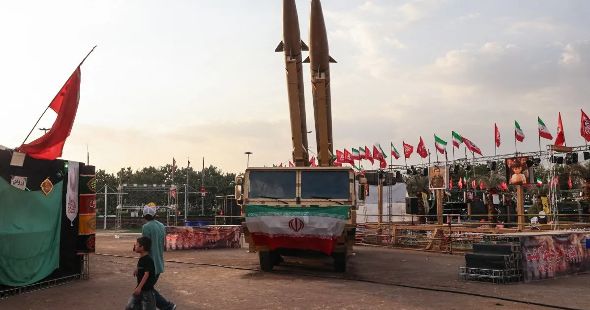 Conflicting Reports on Prospects for US-Iran Talks as Oil Prices Fall