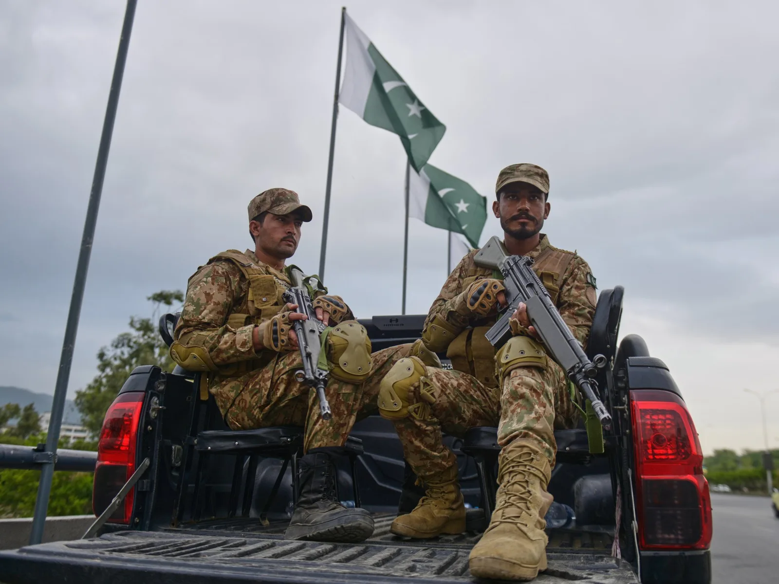 Cross-Border Attacks Reported Between Pakistan and Afghanistan After Recent Ceasefire