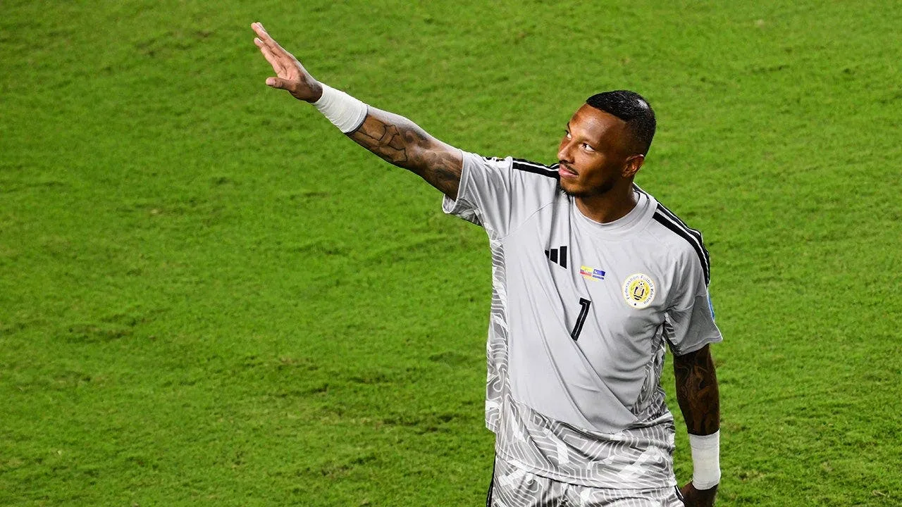 Curacao's Eloy Room Makes 15 Saves in Historic World Cup Draw Against Ecuador