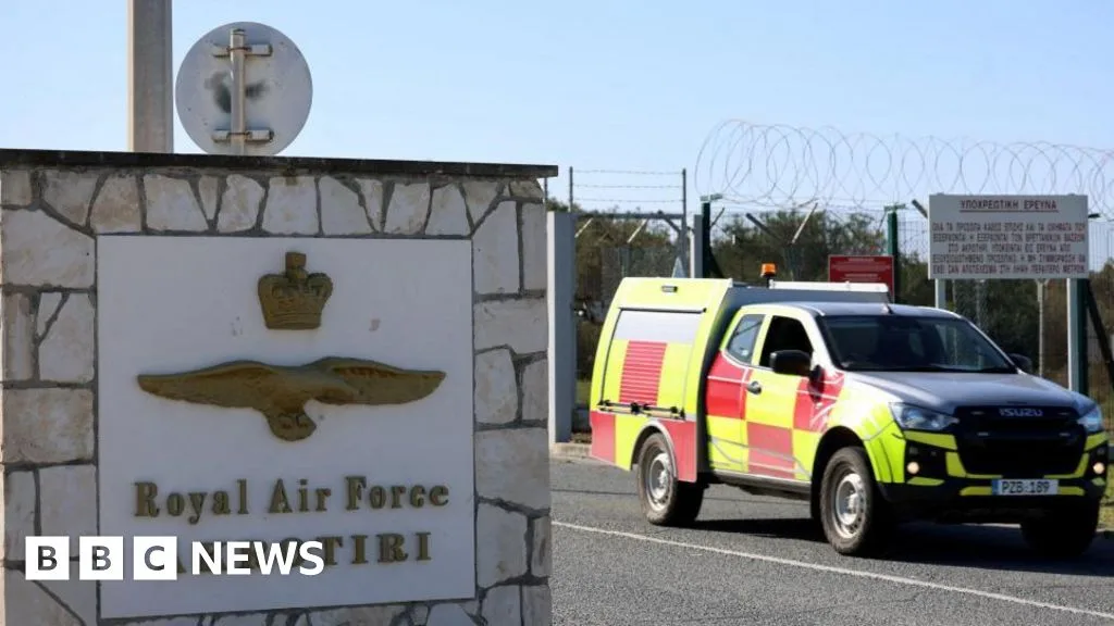 Cyprus President Calls for Talks With UK Over British Military Bases