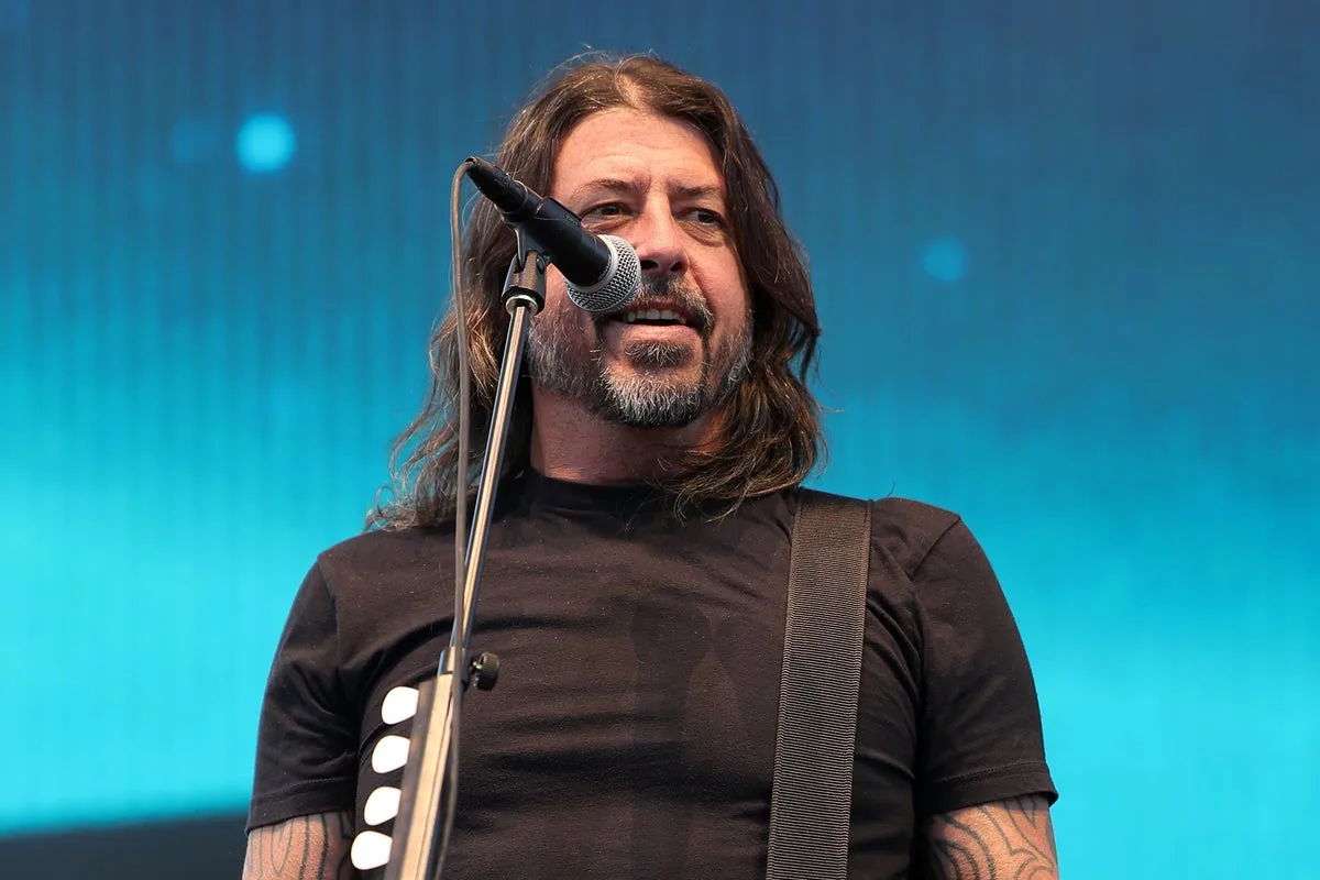 Dave Grohl Discusses Infidelity and Intensive Therapy in Recent Interviews
