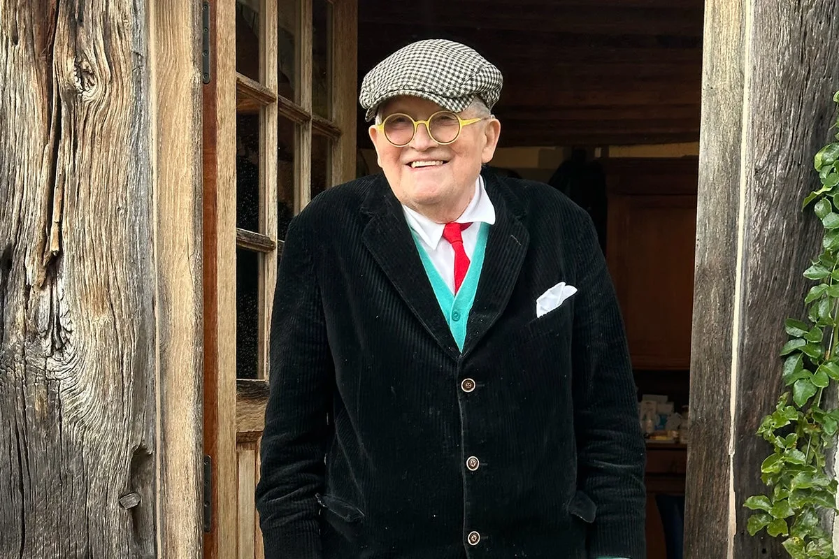 David Hockney’s Funeral Attended by Only Two Mourners per His Wishes