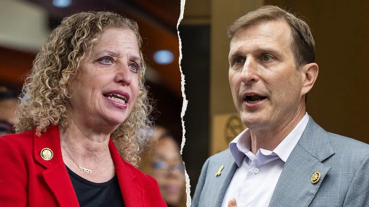 Democratic Incumbents Face Primary Challenges Amid Poll Showing Party Lead