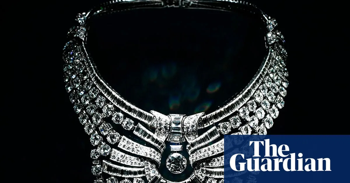 Diamond Necklace Valued at $4 Million Stolen From Vienna Museum
