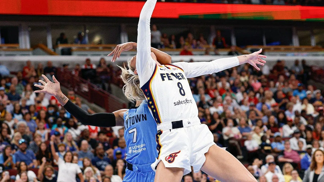 DiJonai Carrington Ejected After Flagrant Foul on Sophie Cunningham in WNBA Game