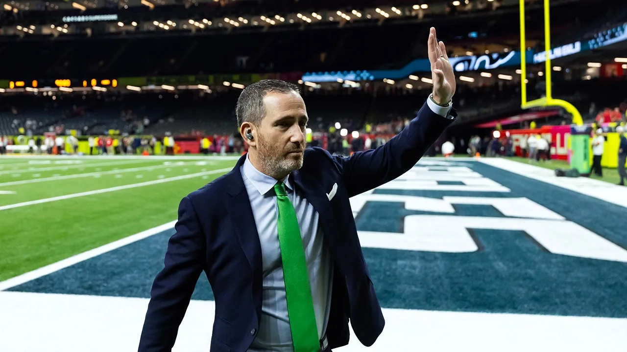 Eagles Acquire Jonathan Greenard from Vikings, Sign Four-Year $100 Million Extension