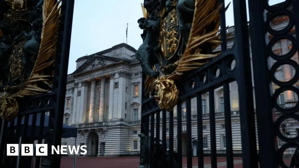 Epstein Abuse Survivors Call for PM Meeting as Testimony Details Royal Visit