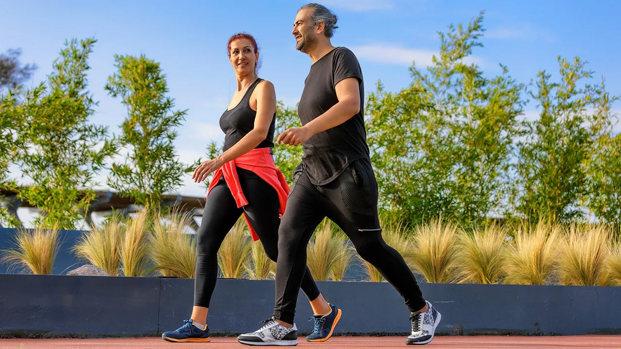 Experts Highlight Health Benefits and Common Mistakes of Daily Walking
