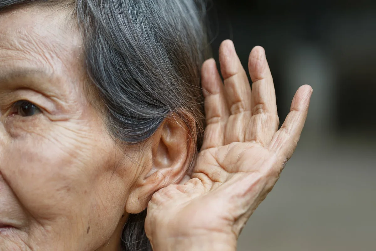 Experts Identify Key Signs of Hearing Loss and How to Seek Help
