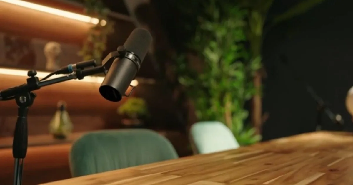 Experts Warn About Misinformation in AI-Generated Health Podcasts and Chatbots