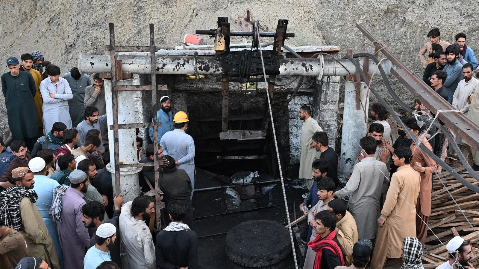Explosion in Pakistan Coal Mine Kills at Least 11, Traps Dozens