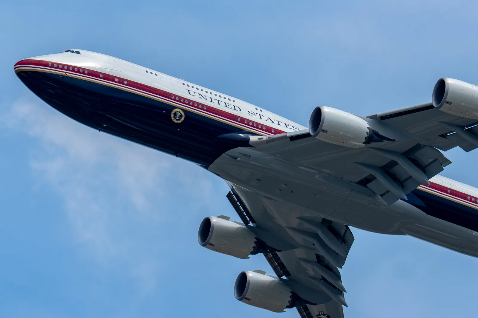 FAA Approves Smallest Boeing 737 Max Model, Boosting Company Shares