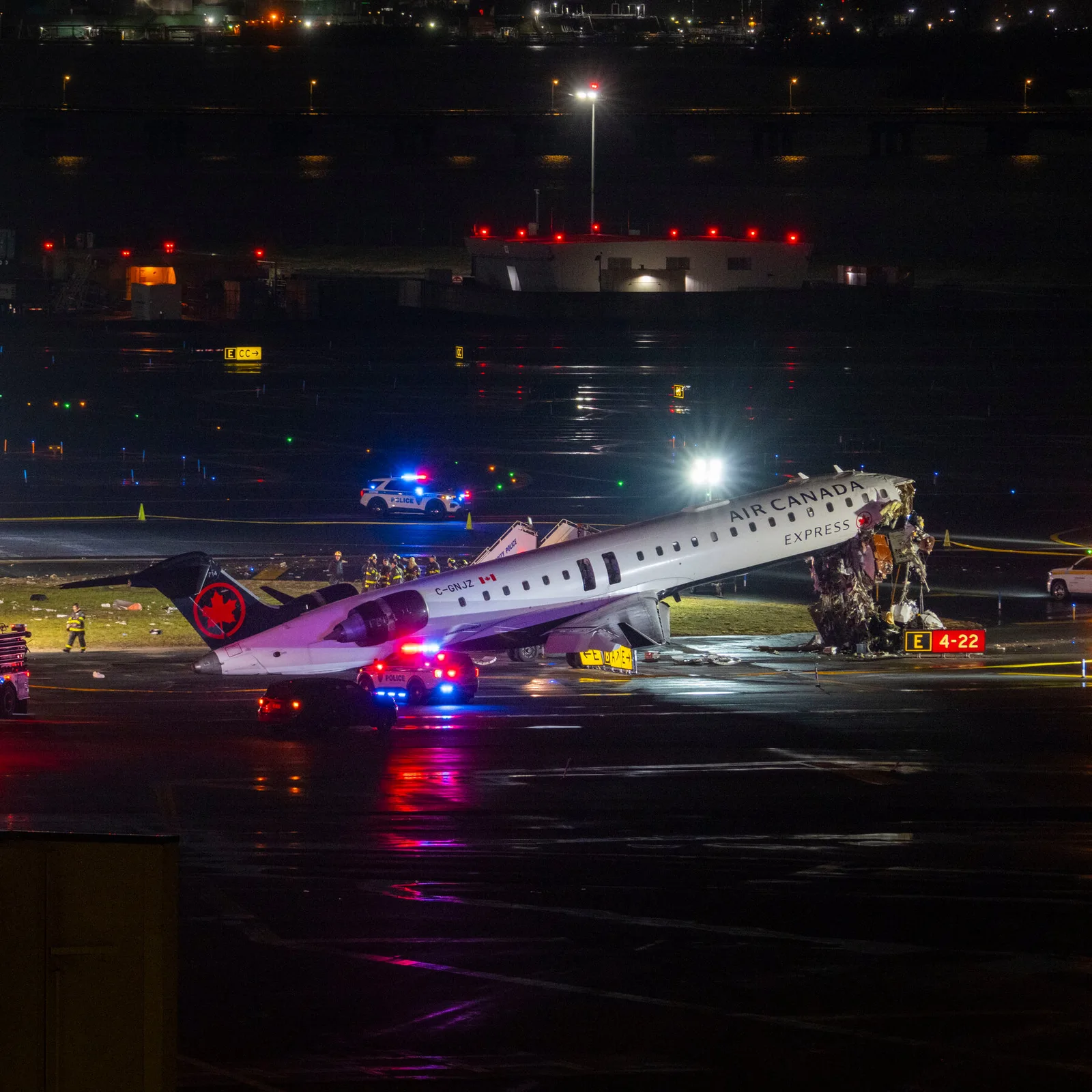 FAA Initiates Firing of Two LaGuardia Controllers After Deadly Air Canada Crash